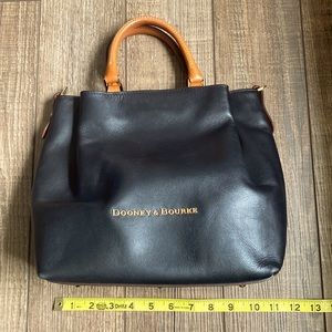 Dooney & Bourke bag